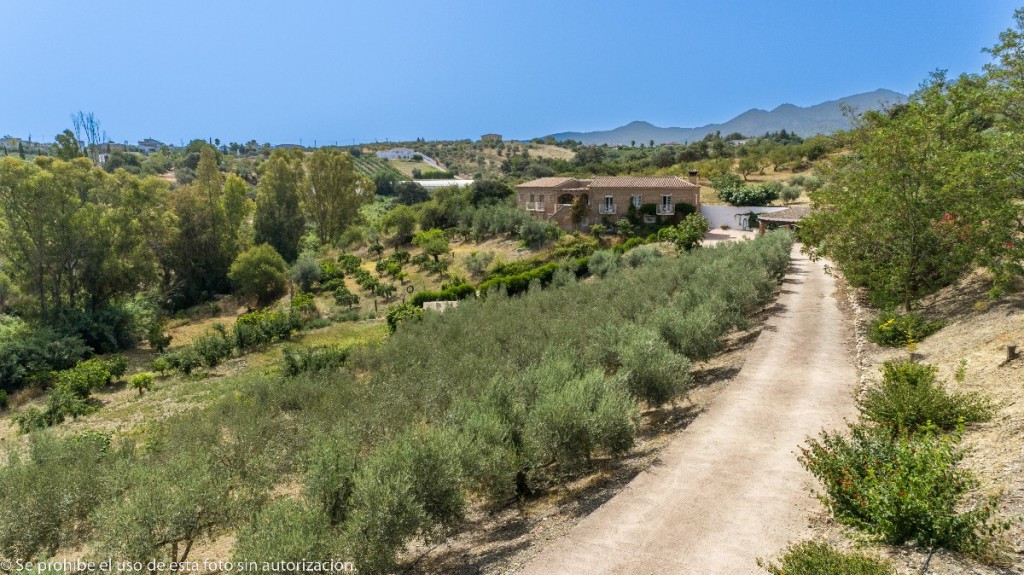 Huis te koop in Alhaurín de la Torre | 4 slaapkamers H5382757