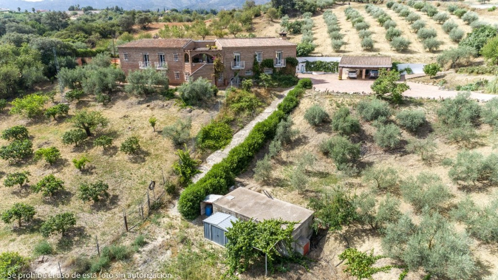 Huis te koop in Alhaurín de la Torre | 4 slaapkamers H5382757