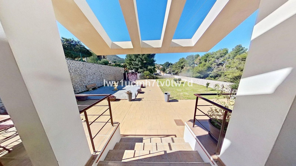 Huis te koop in Alhaurín de la Torre | 5 slaapkamers H5387965