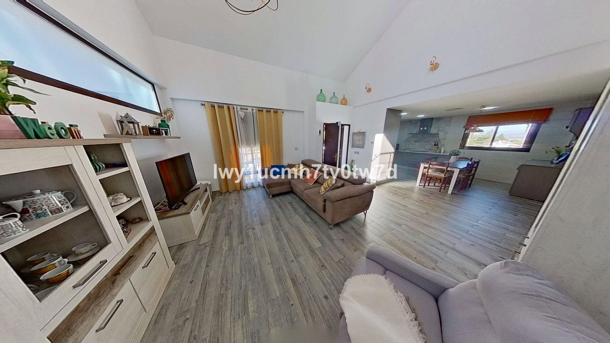 Huis te koop in Alhaurín de la Torre | 5 slaapkamers H5387965