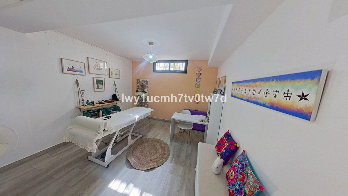 Huis te koop in Alhaurín de la Torre | 5 slaapkamers H5387965