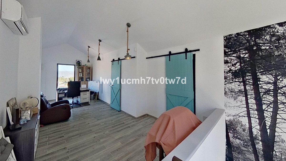 Huis te koop in Alhaurín de la Torre | 5 slaapkamers H5387965