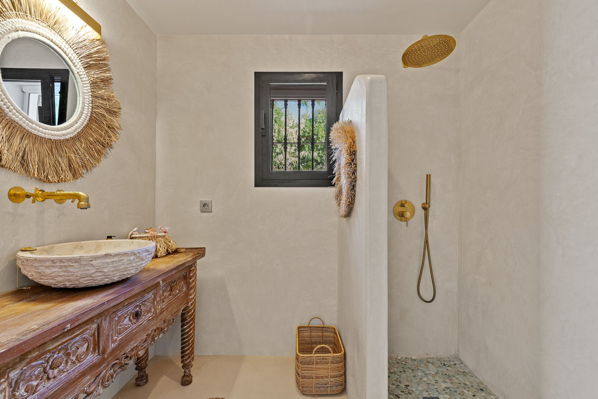 Property main view 33