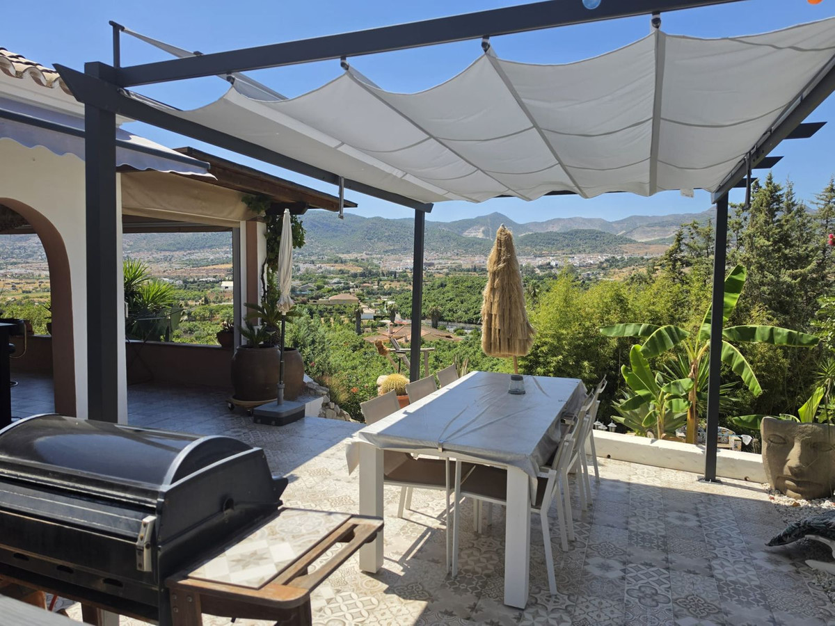 Huis te koop in Alhaurín de la Torre | 4 slaapkamers H5463754
