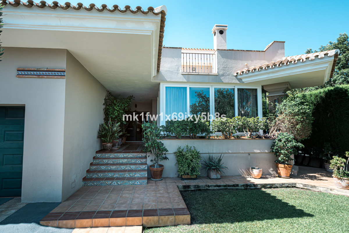 Huis te koop in Alhaurín de la Torre | 5 slaapkamers H5481058