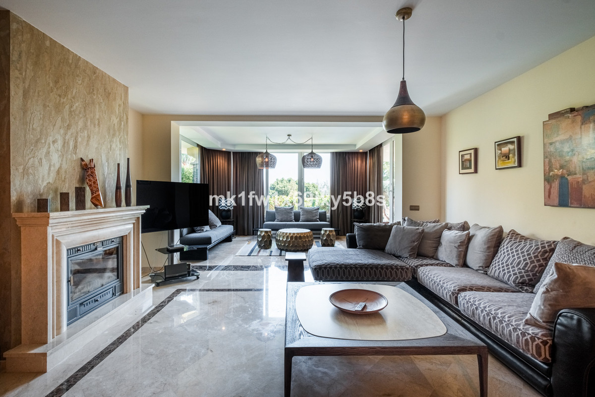 Huis te koop in Alhaurín de la Torre | 5 slaapkamers H5481058