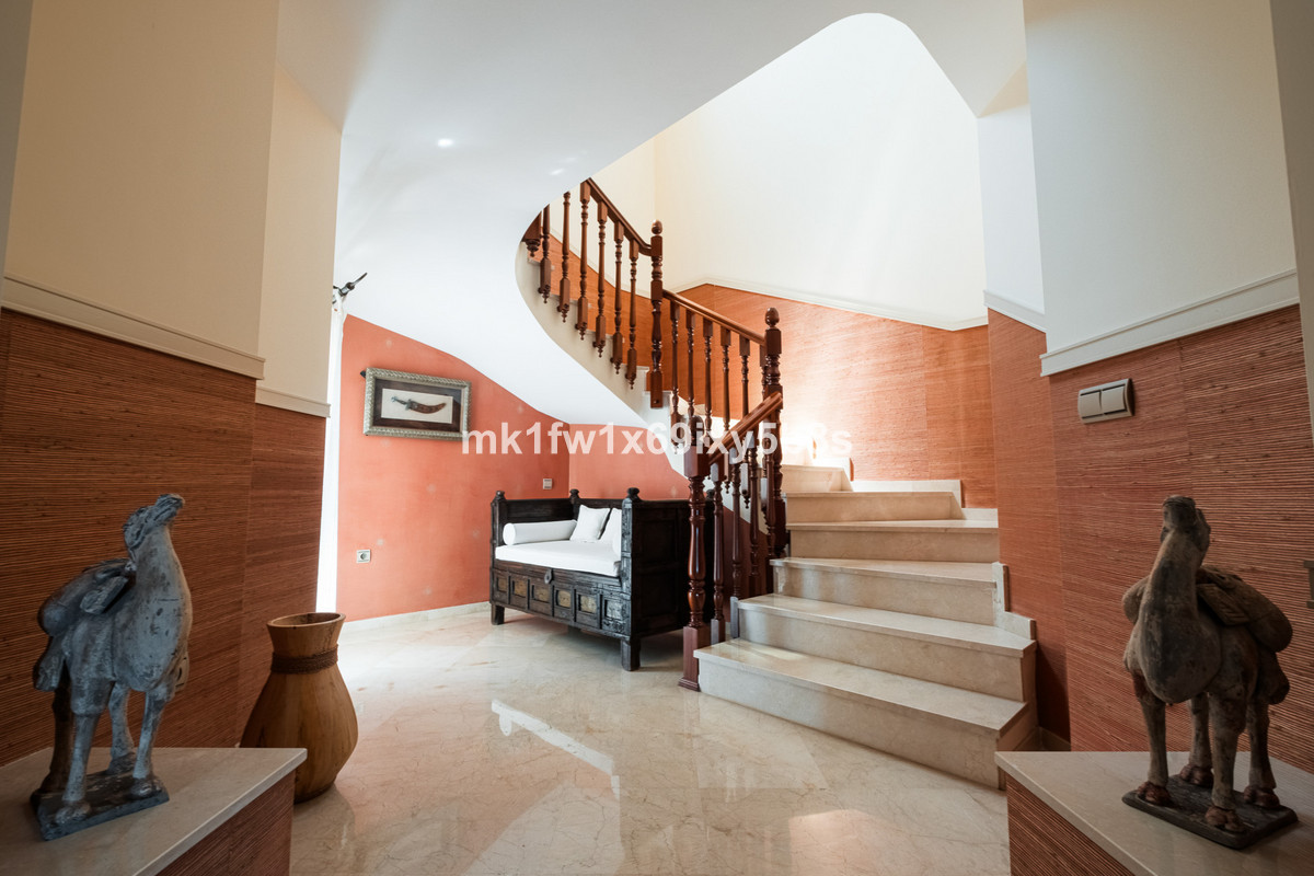 Huis te koop in Alhaurín de la Torre | 5 slaapkamers H5481058