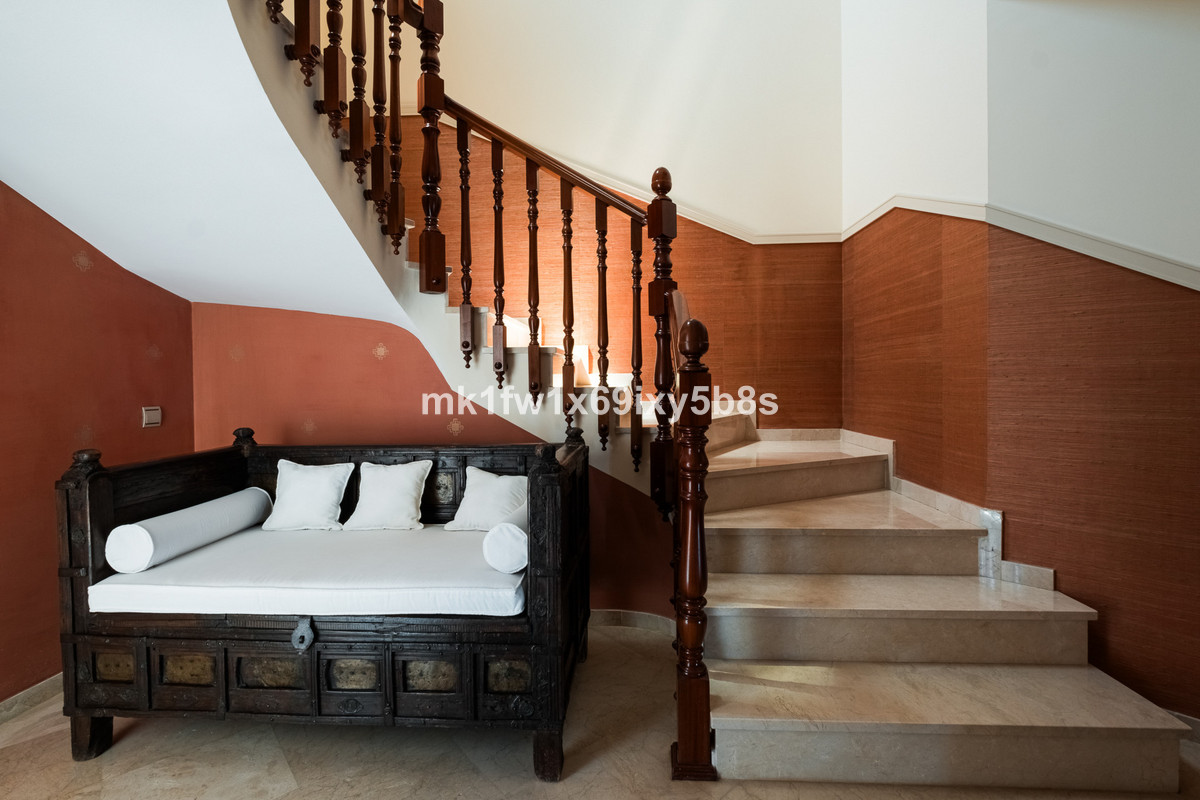 Huis te koop in Alhaurín de la Torre | 5 slaapkamers H5481058