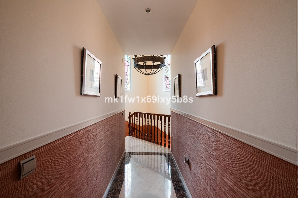 Huis te koop in Alhaurín de la Torre | 5 slaapkamers H5481058