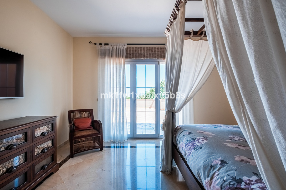 Huis te koop in Alhaurín de la Torre | 5 slaapkamers H5481058