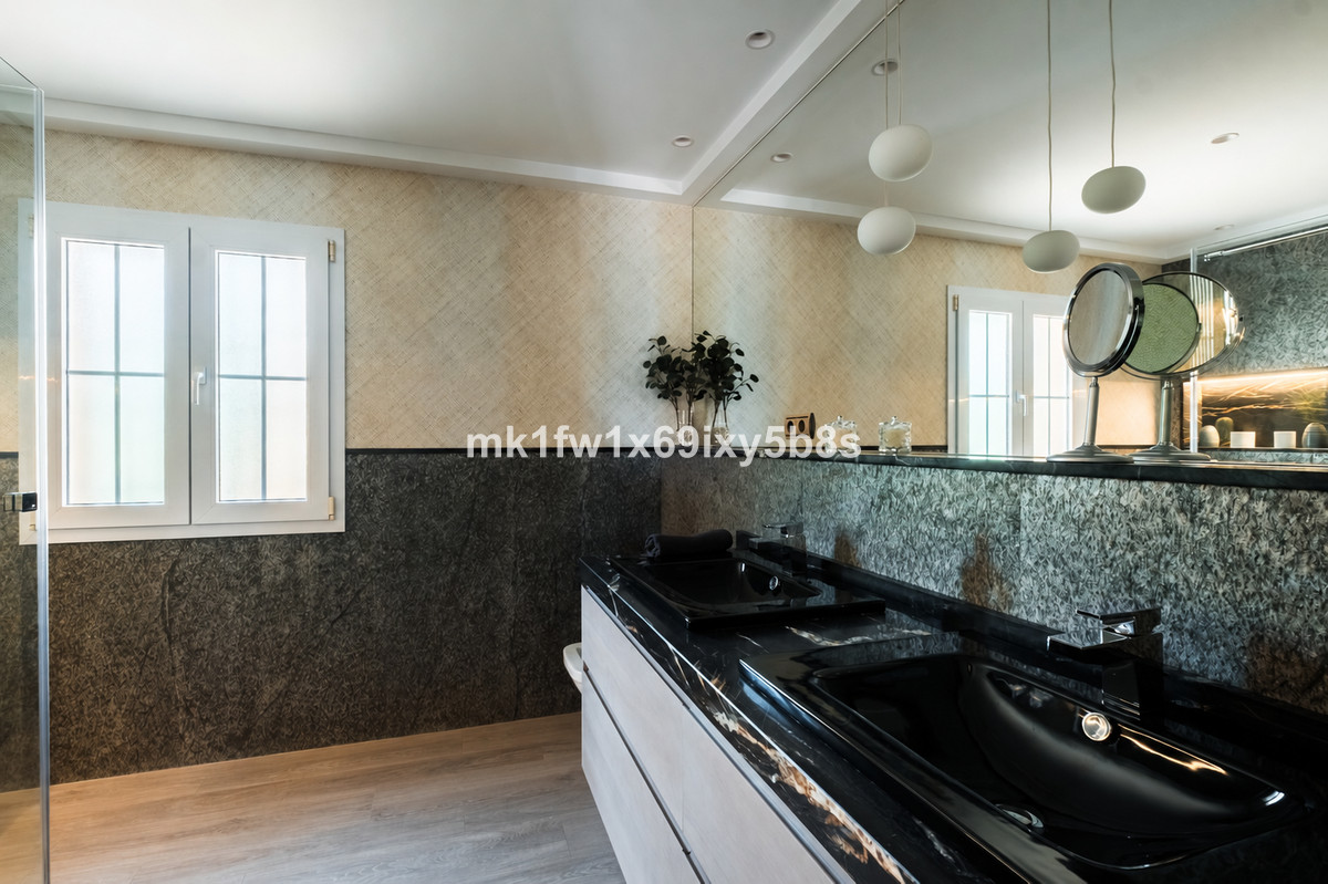 Huis te koop in Alhaurín de la Torre | 5 slaapkamers H5481058