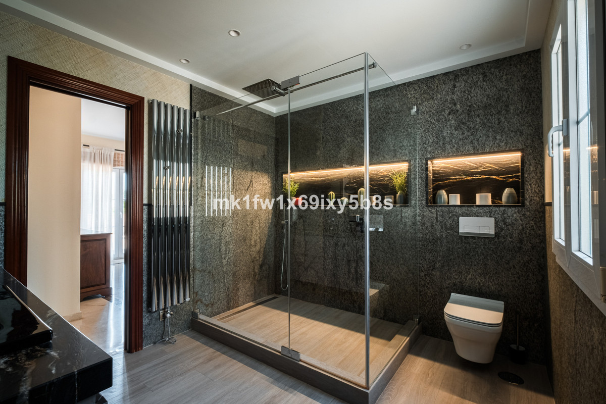 Huis te koop in Alhaurín de la Torre | 5 slaapkamers H5481058