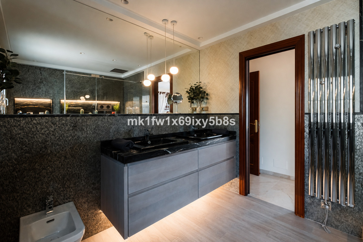 Huis te koop in Alhaurín de la Torre | 5 slaapkamers H5481058