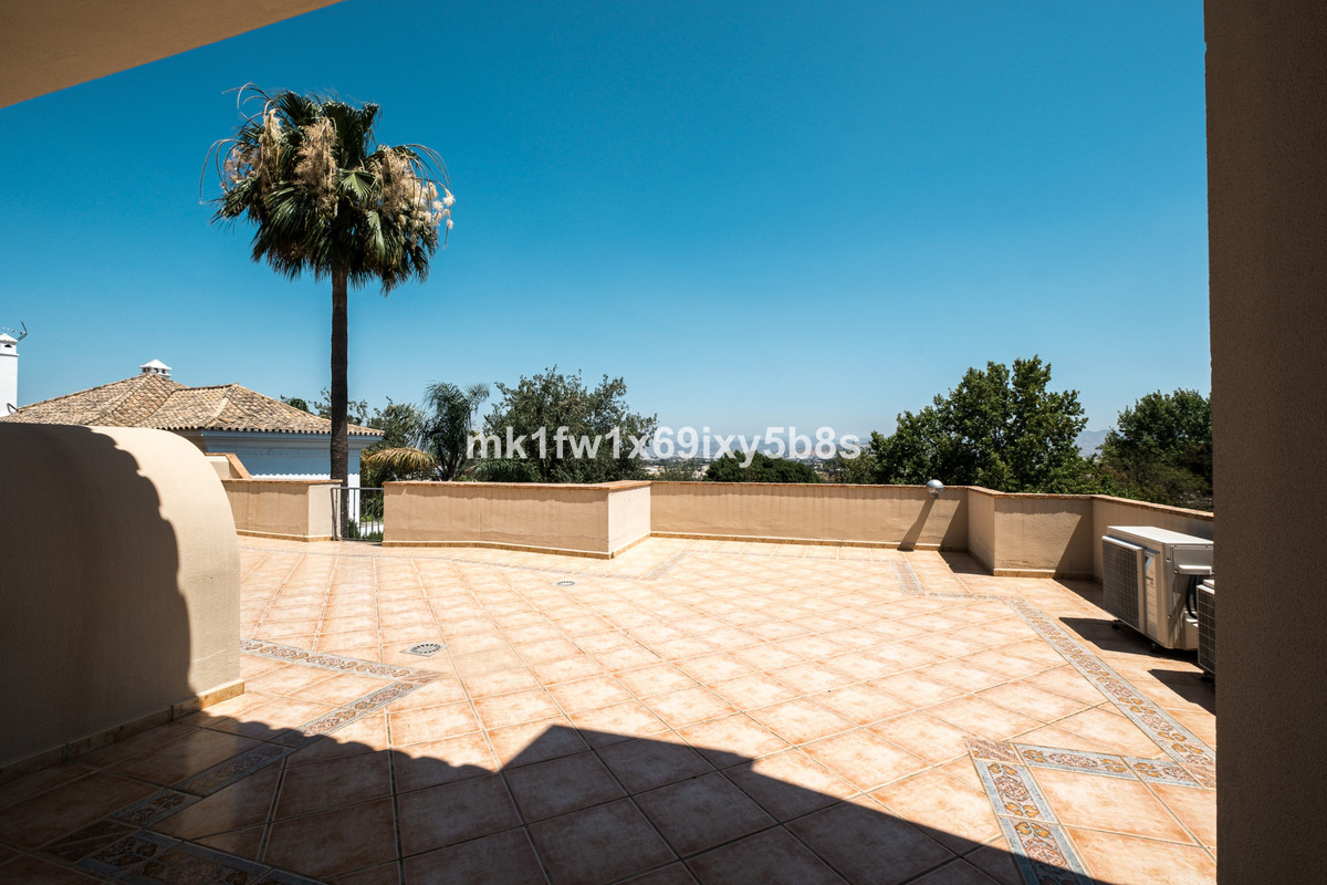 Huis te koop in Alhaurín de la Torre | 5 slaapkamers H5481058