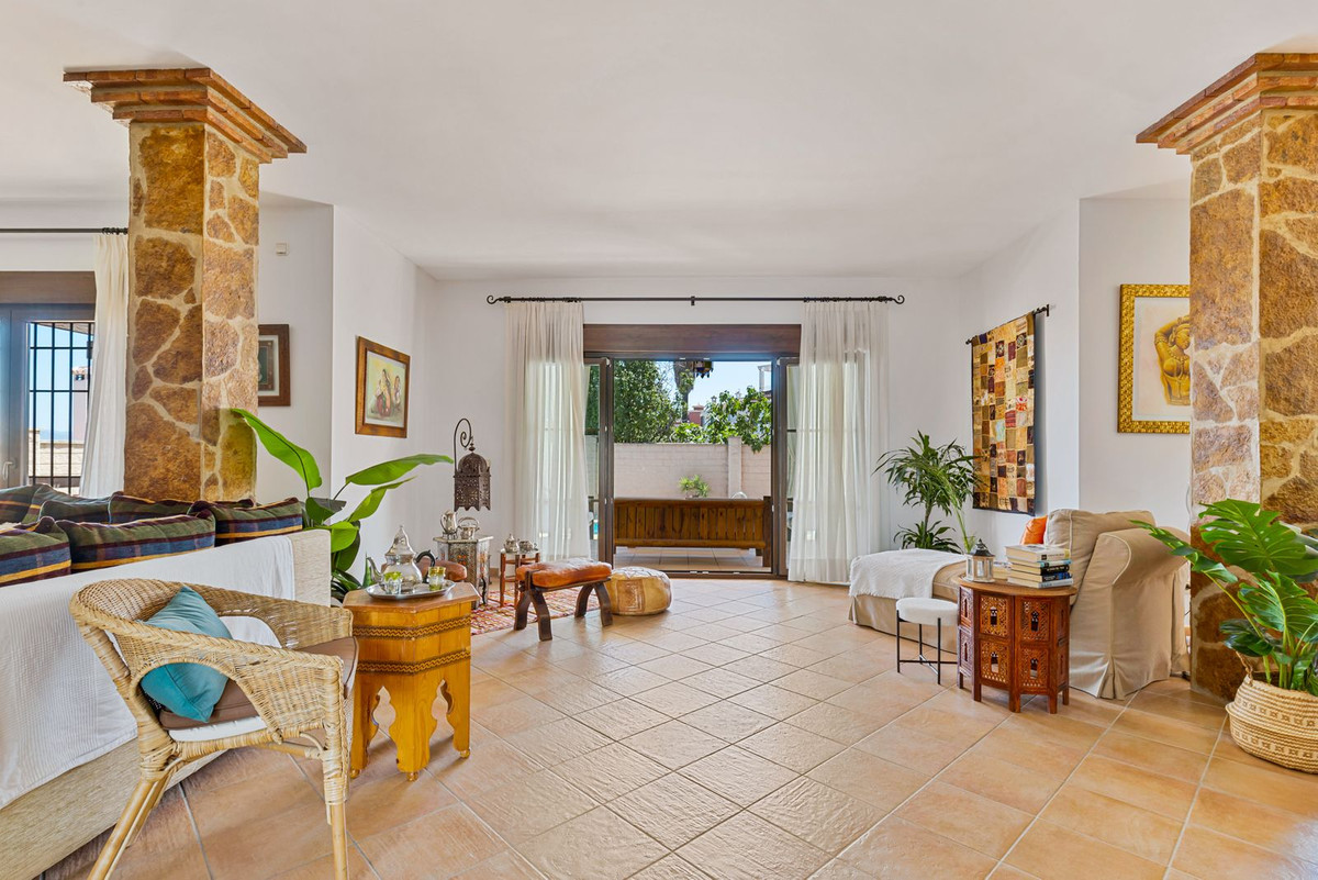 Huis te koop in Alhaurín de la Torre | 8 slaapkamers H5482597