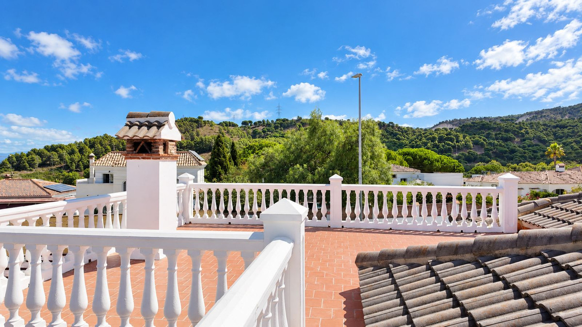 Huis te koop in Alhaurín de la Torre | 5 slaapkamers H5487703