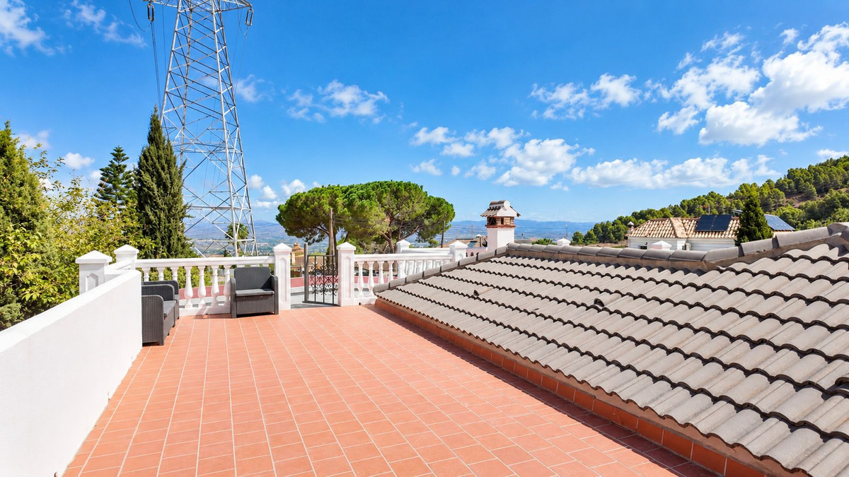 Huis te koop in Alhaurín de la Torre | 5 slaapkamers H5487703