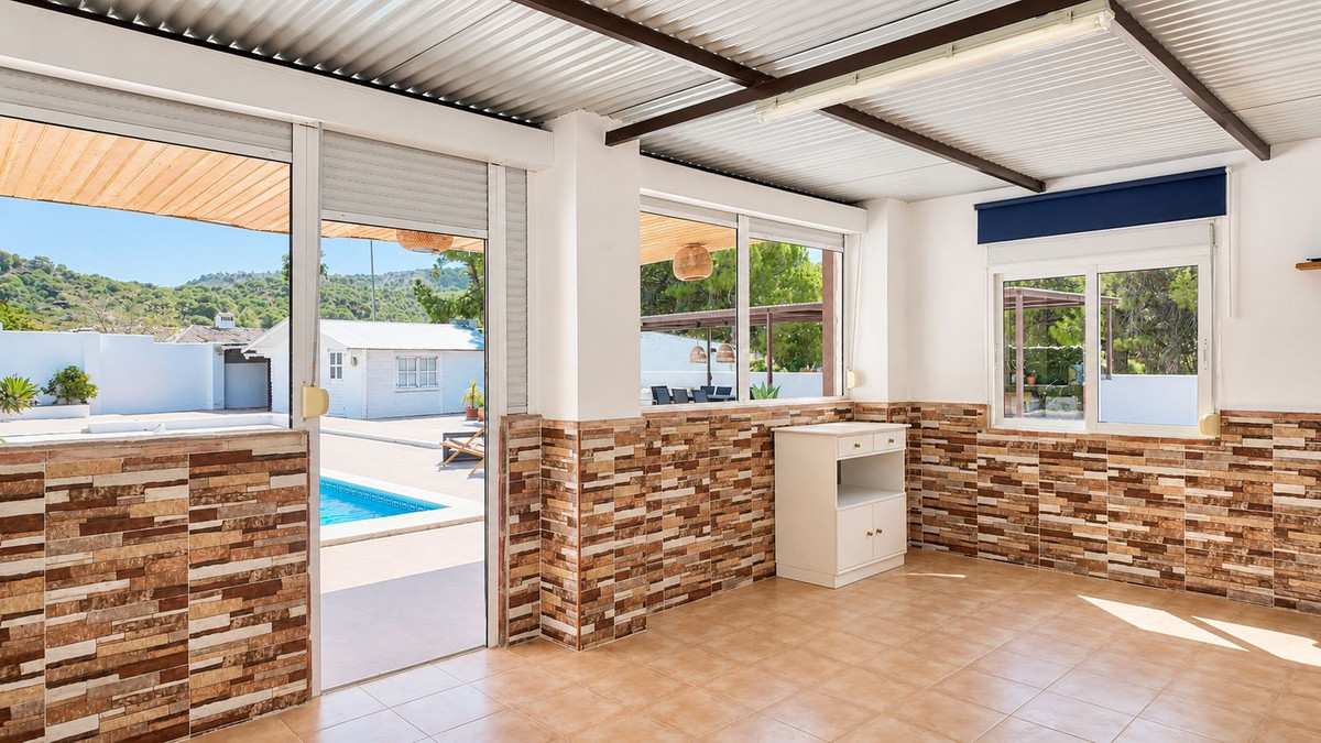 Huis te koop in Alhaurín de la Torre | 5 slaapkamers H5487703