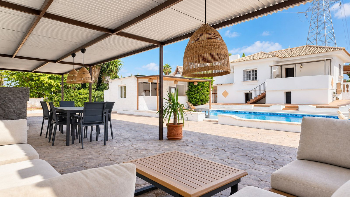 Huis te koop in Alhaurín de la Torre | 5 slaapkamers H5487703