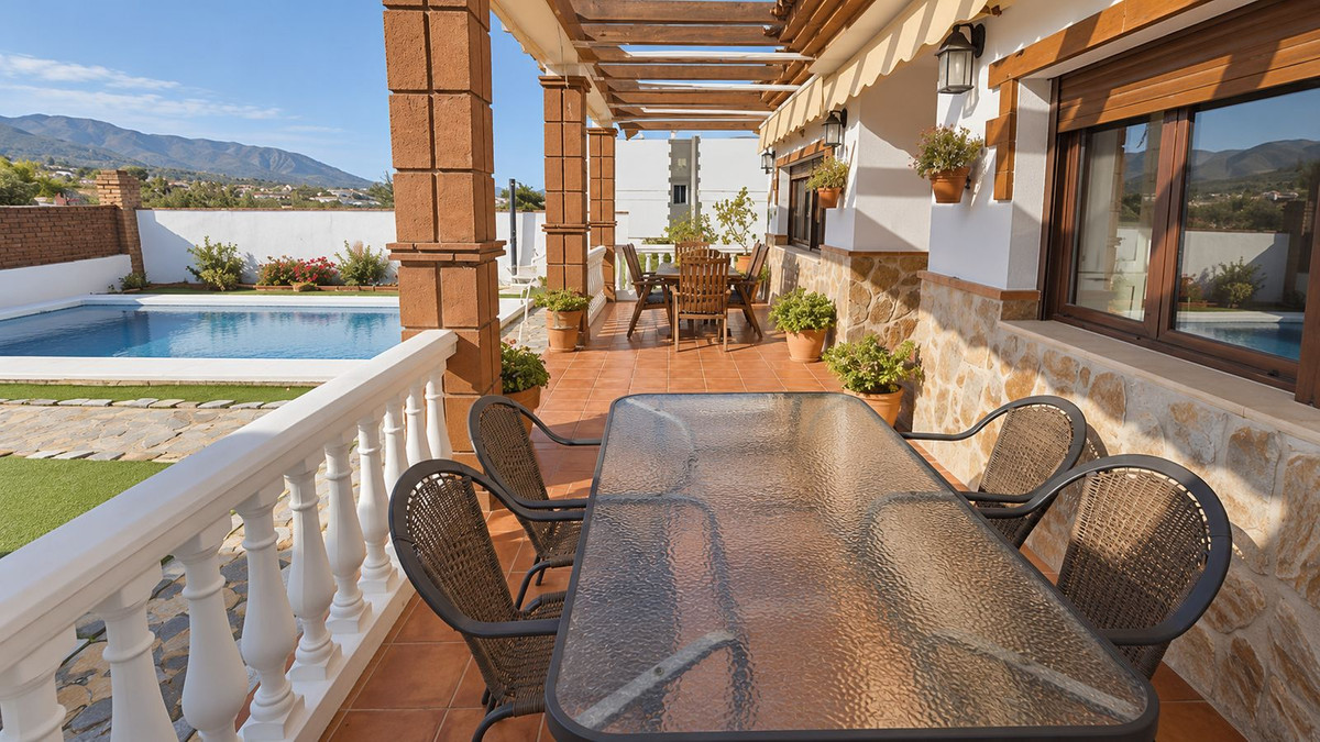 Huis te koop in Alhaurín de la Torre | 6 slaapkamers H5516686