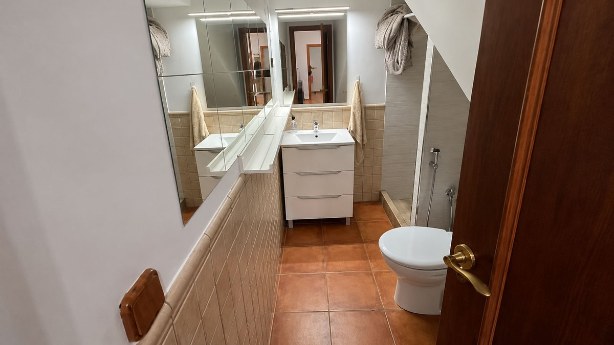 Huis te koop in Alhaurín de la Torre | 6 slaapkamers H5516686