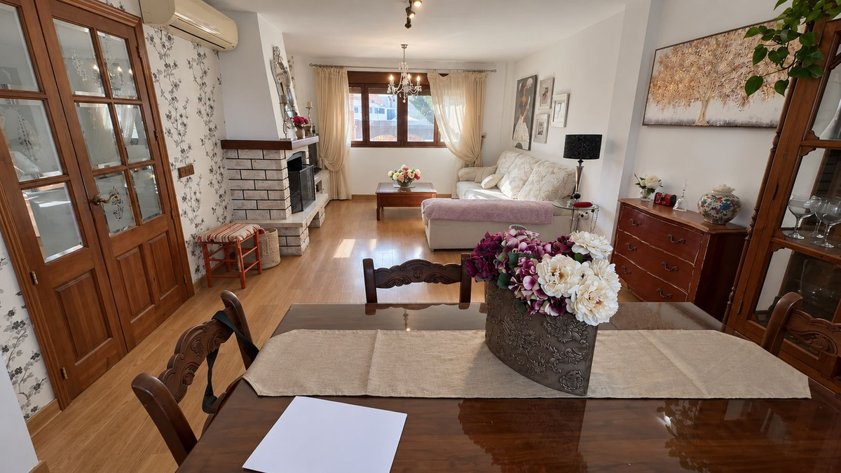 Huis te koop in Alhaurín de la Torre | 6 slaapkamers H5516686