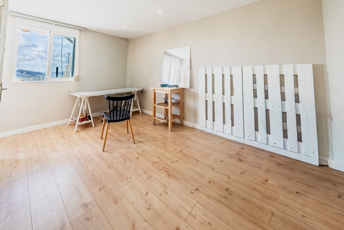 Huis te koop in Alhaurín de la Torre | 6 slaapkamers H5524771