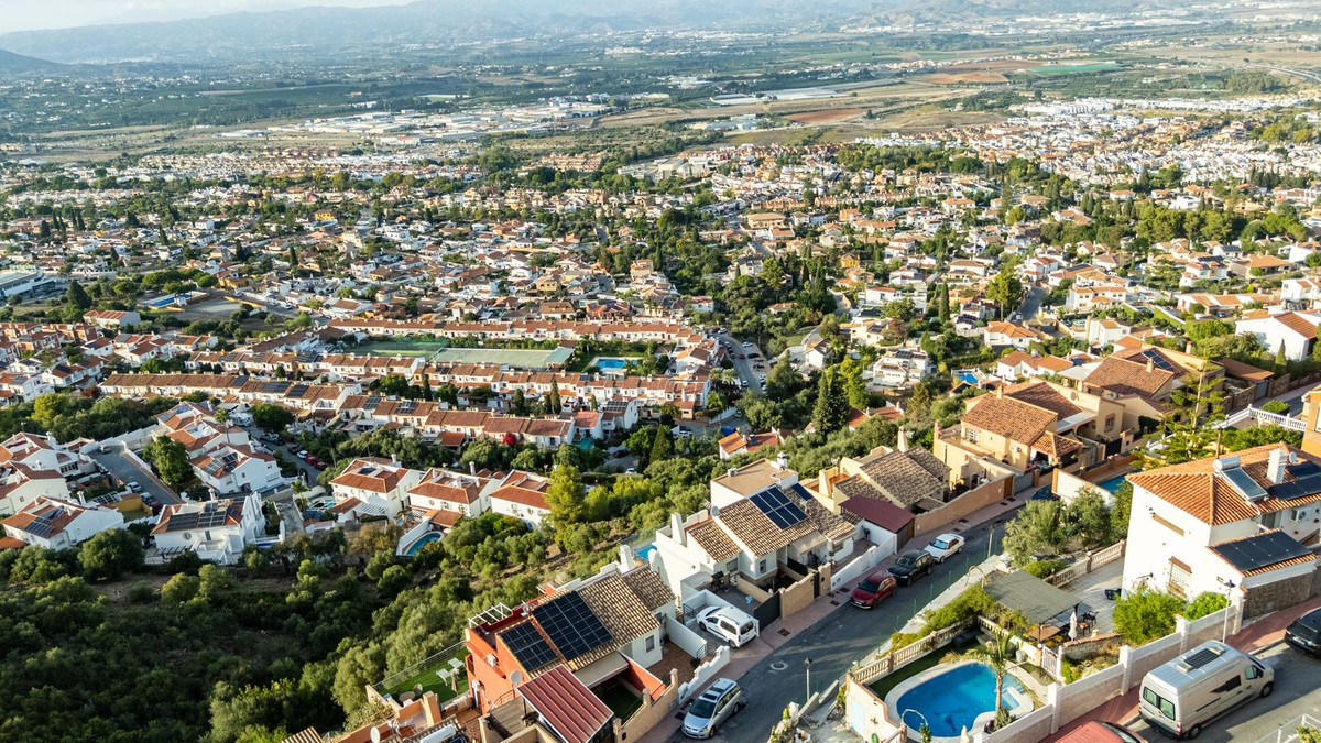 Huis te koop in Alhaurín de la Torre | 6 slaapkamers H5524771