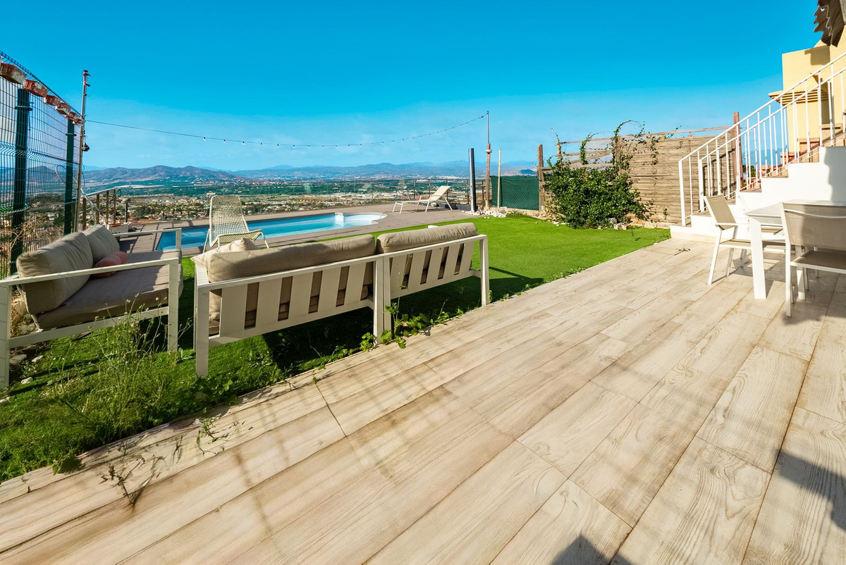 Huis te koop in Alhaurín de la Torre | 6 slaapkamers H5524771