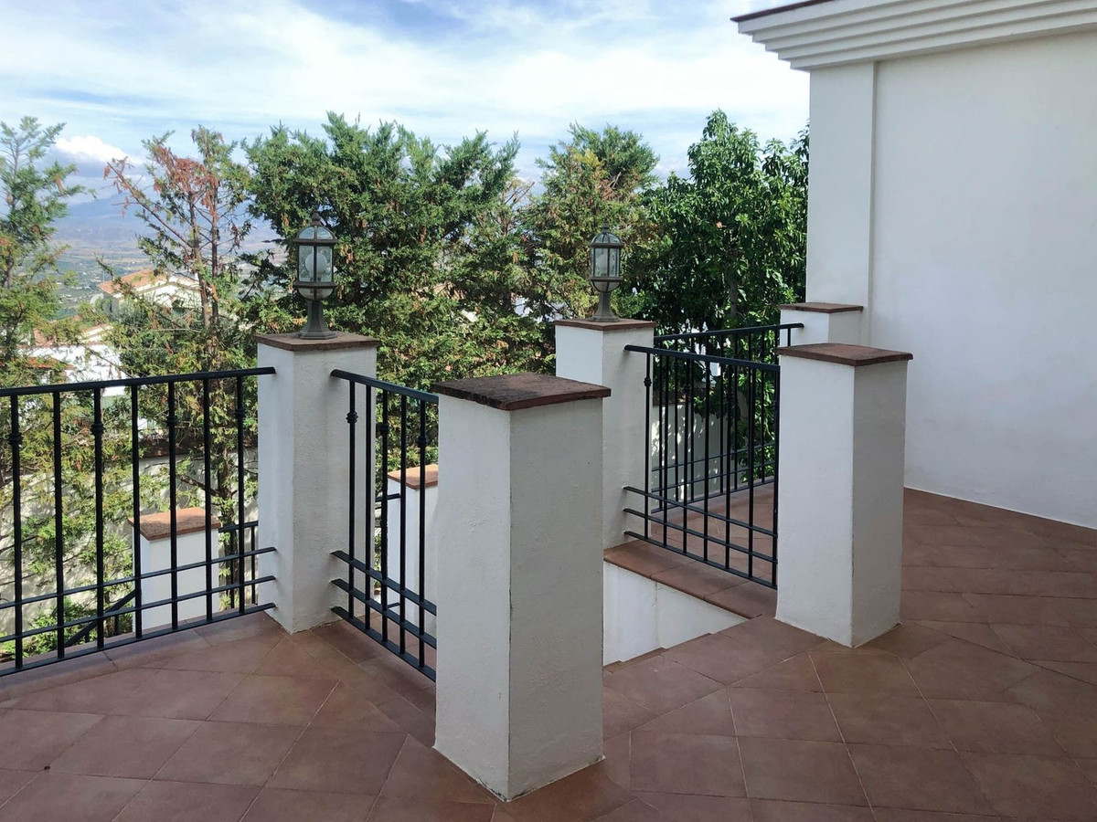 Property main view 40