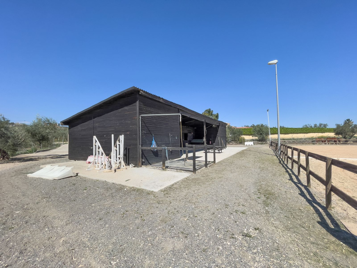 Huis te koop in Alhaurín el Grande | 4 slaapkamers H4671892
