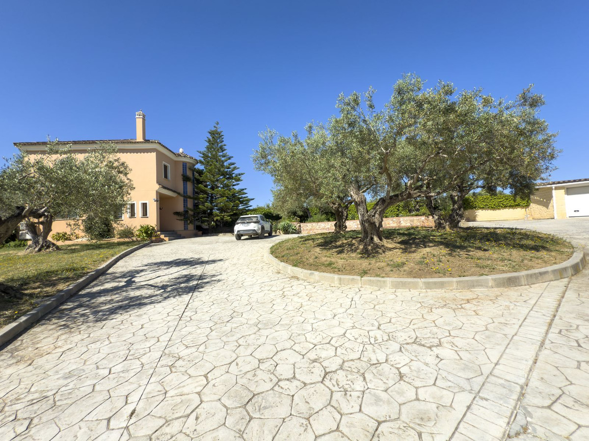 Huis te koop in Alhaurín el Grande | 4 slaapkamers H4671892