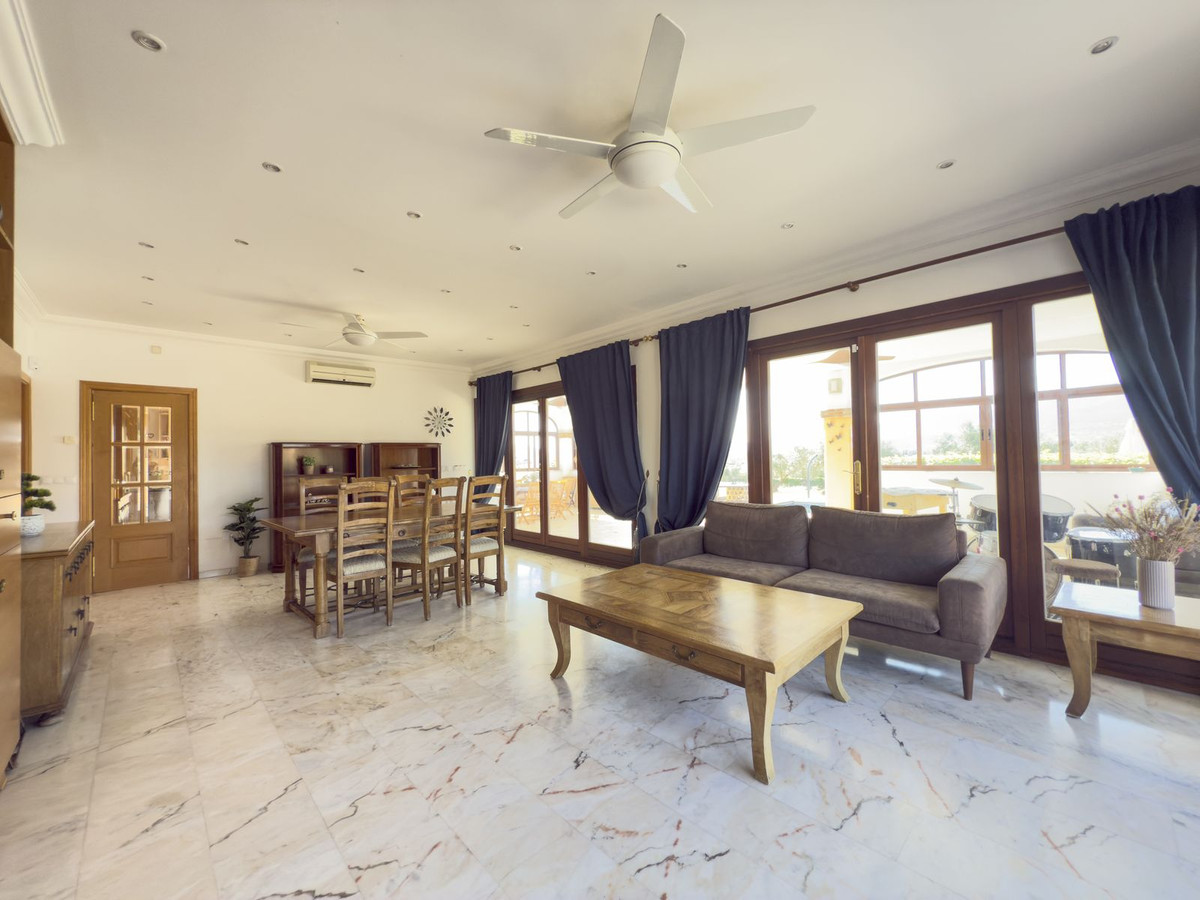 Huis te koop in Alhaurín el Grande | 4 slaapkamers H4671892