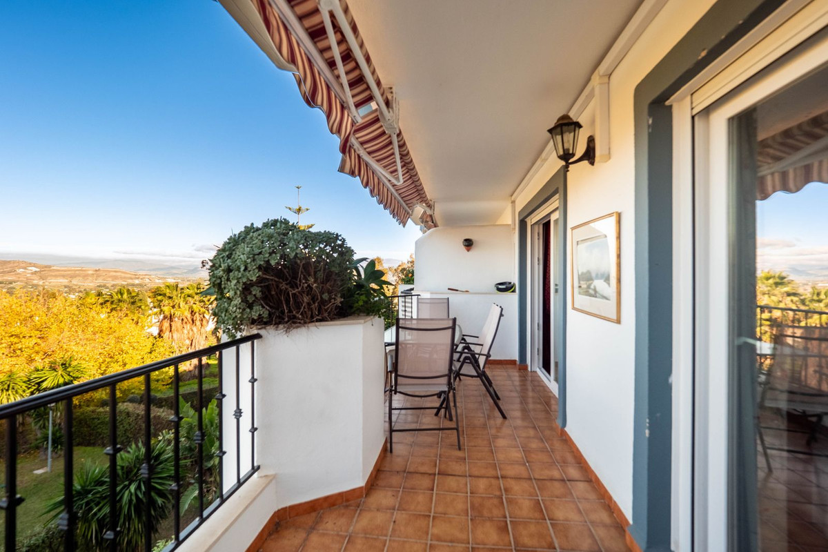 Apartment for sale in Alhaurín el Grande | 3 bedrooms H4890976