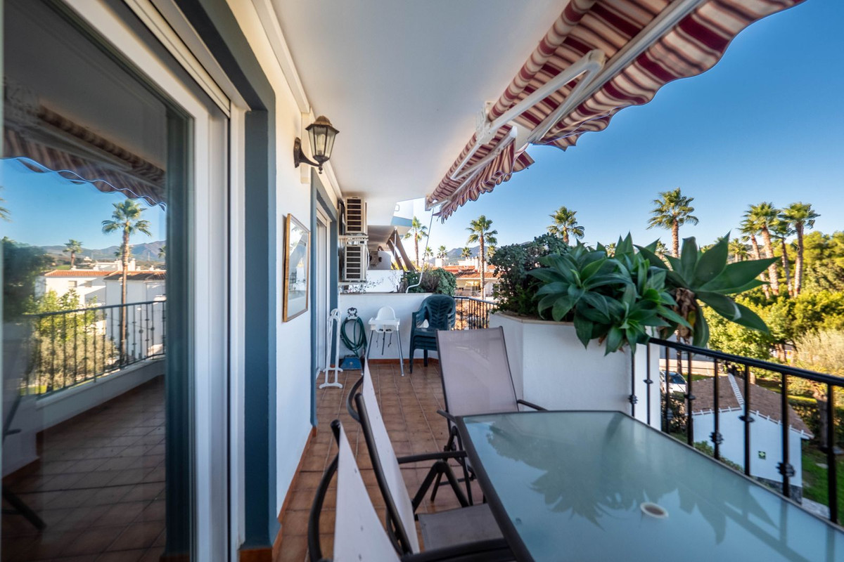 Apartment for sale in Alhaurín el Grande | 3 bedrooms H4890976