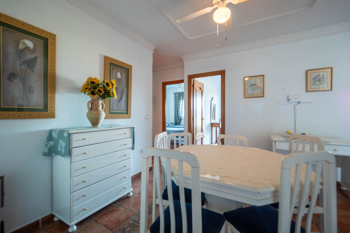 Apartment for sale in Alhaurín el Grande | 3 bedrooms H4890976