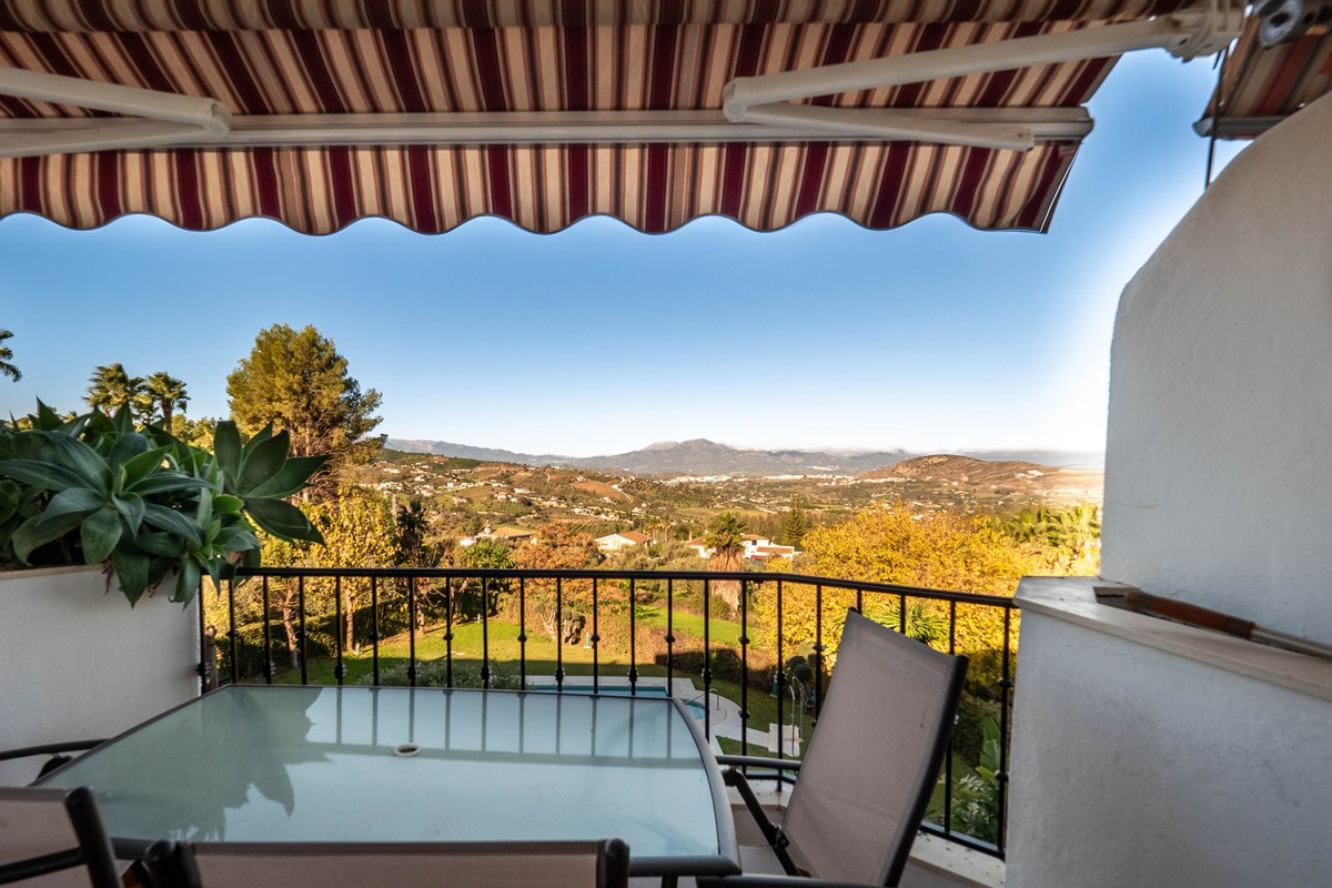 Apartment for sale in Alhaurín el Grande | 3 bedrooms H4890976
