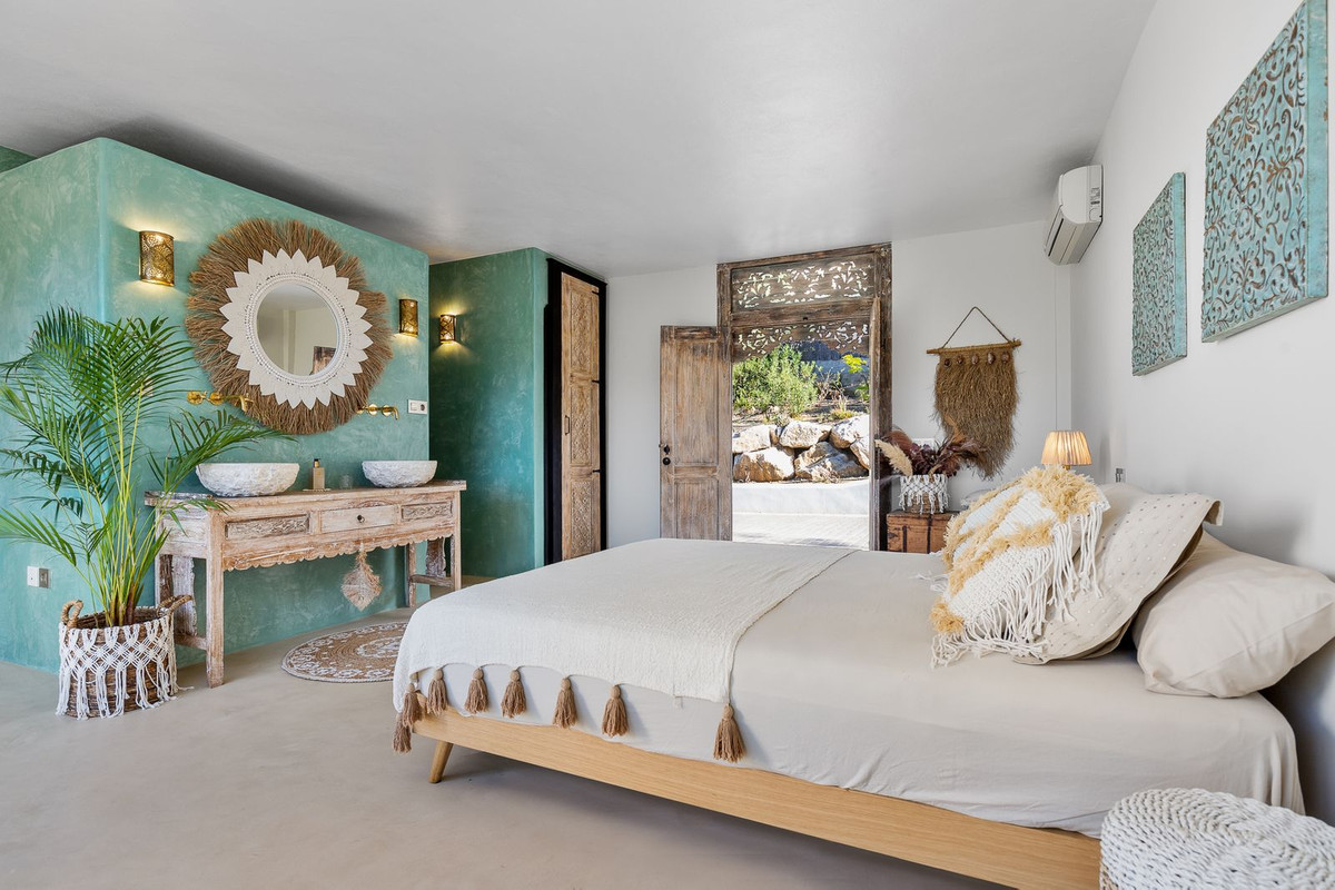 Property main view 30