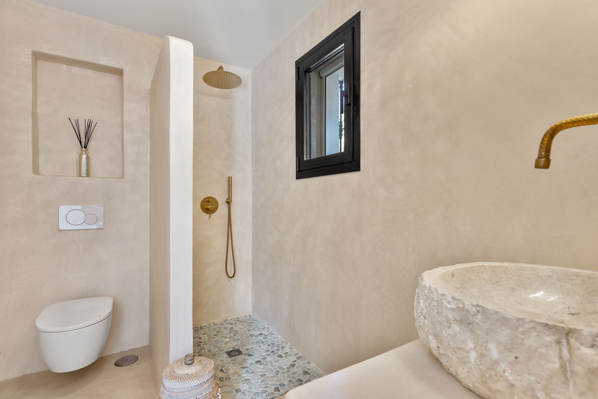 Property main view 42