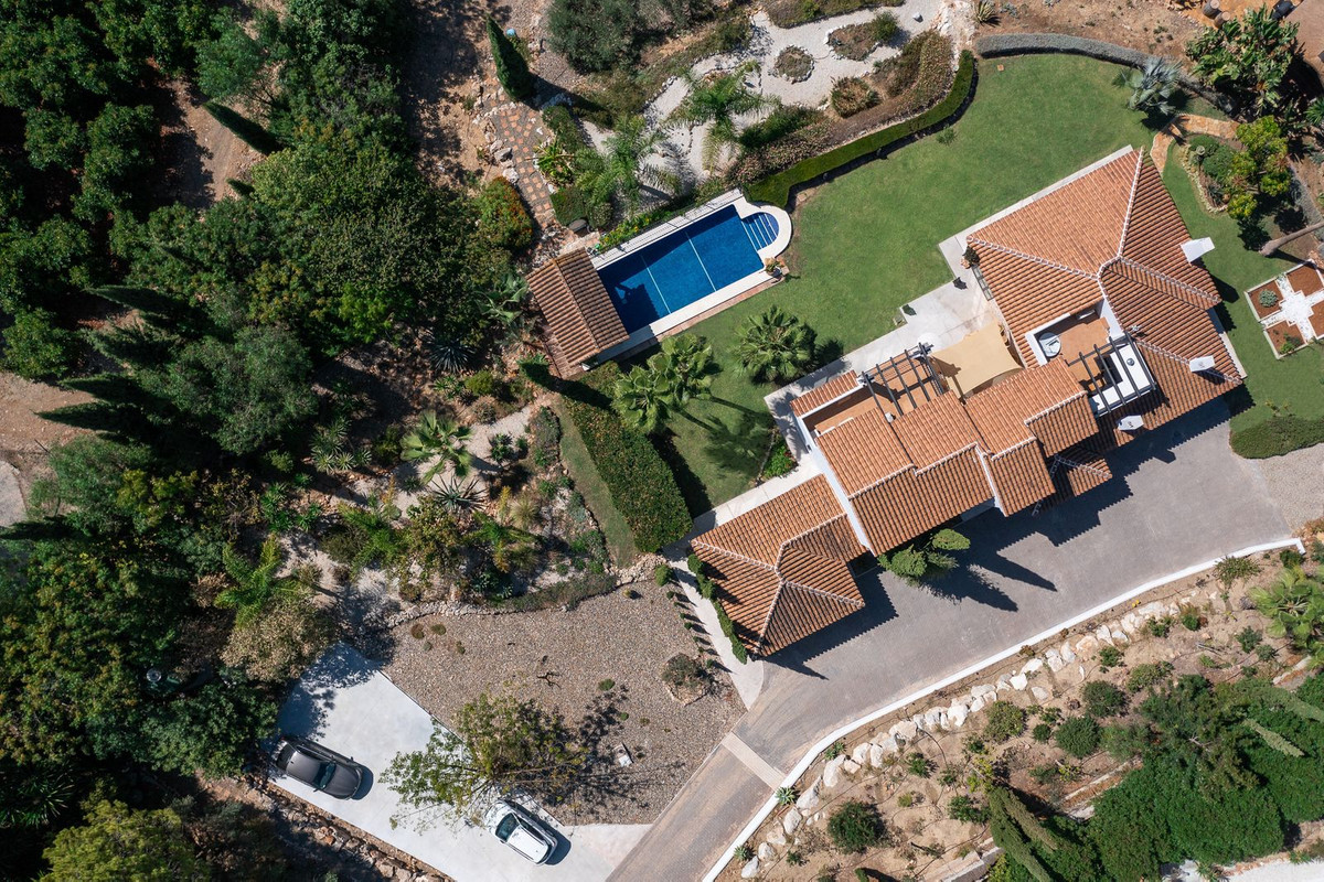 Property main view 64