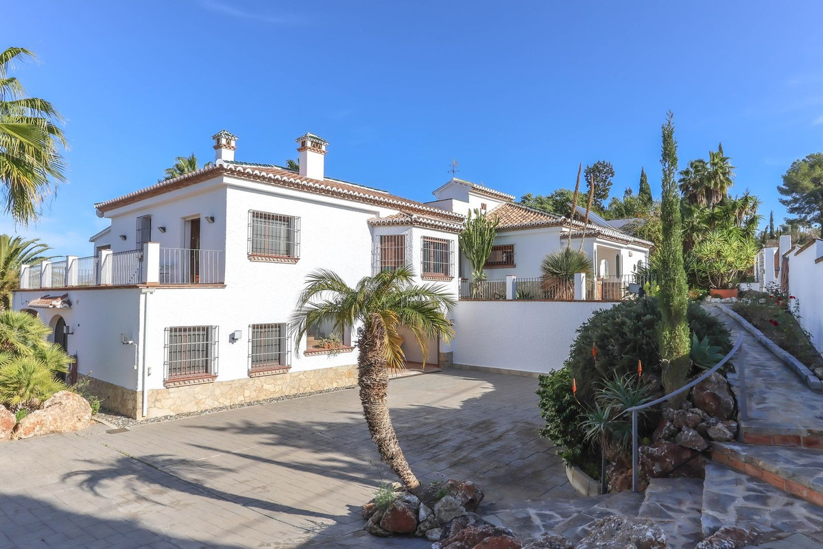 Property main view 60