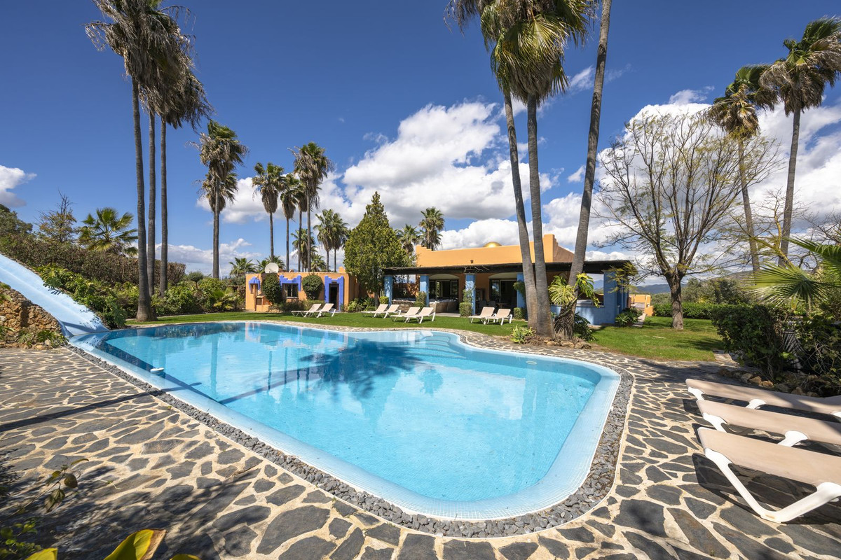 House for sale in Alhaurín el Grande | 9 bedrooms H4974583