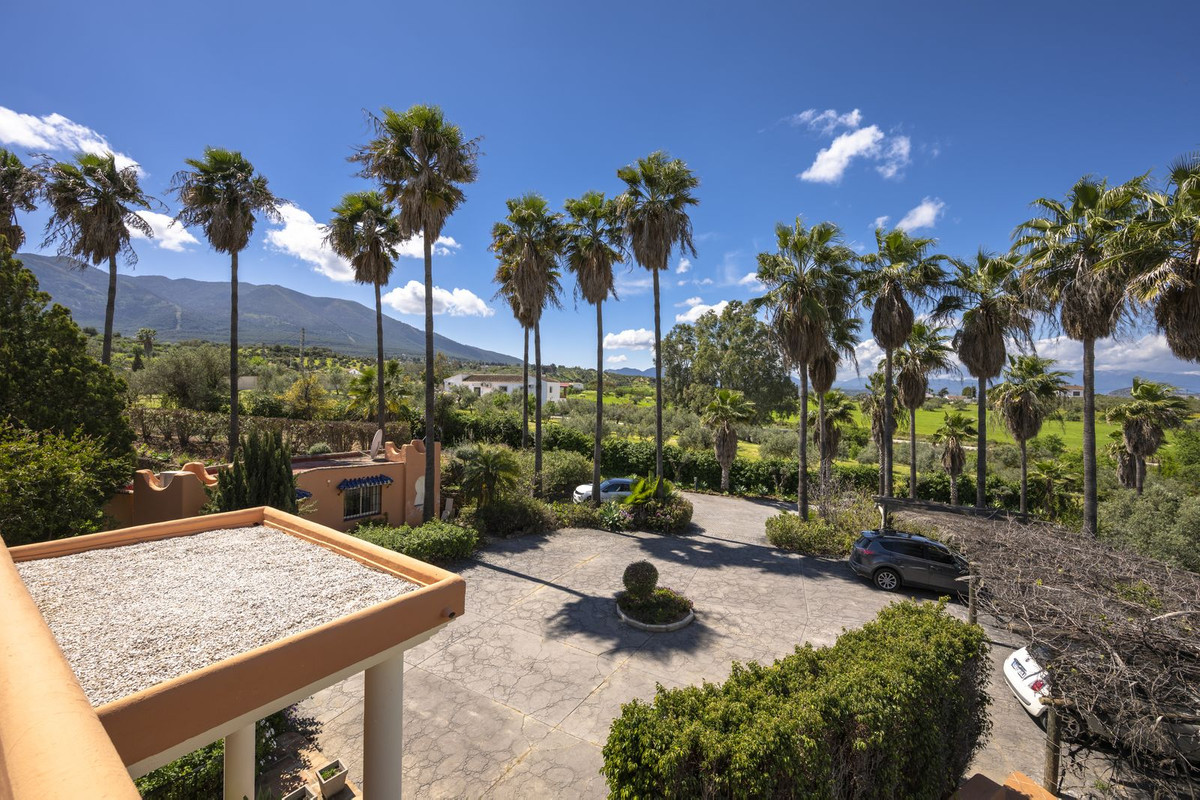 House for sale in Alhaurín el Grande | 9 bedrooms H4974583