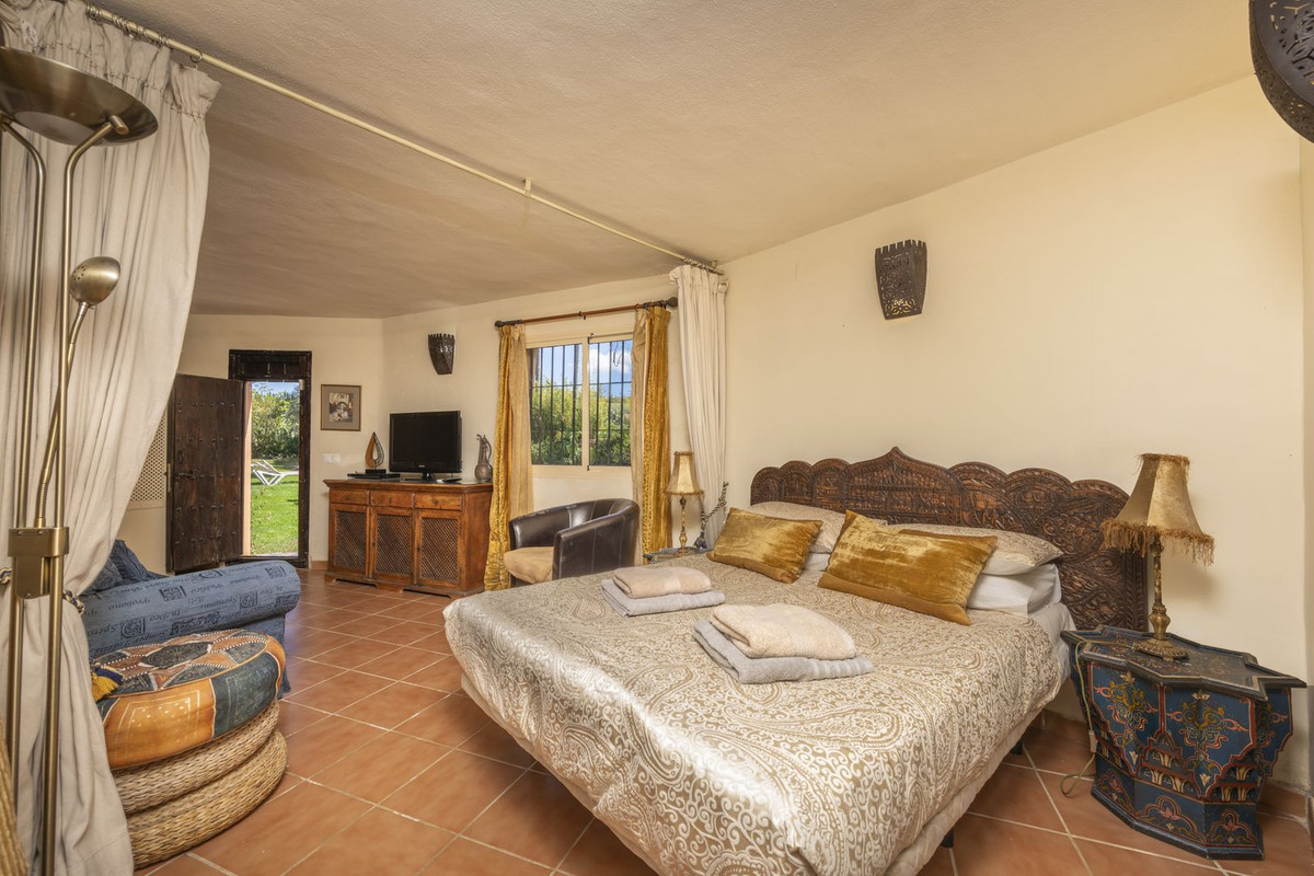 House for sale in Alhaurín el Grande | 9 bedrooms H4974583