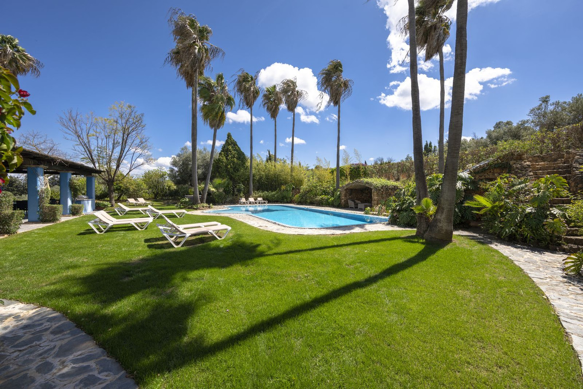 House for sale in Alhaurín el Grande | 9 bedrooms H4974583