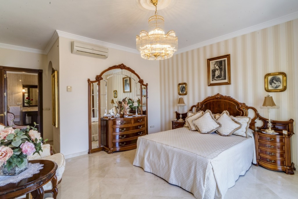 Huis te koop in Alhaurín el Grande | 6 slaapkamers H5056330
