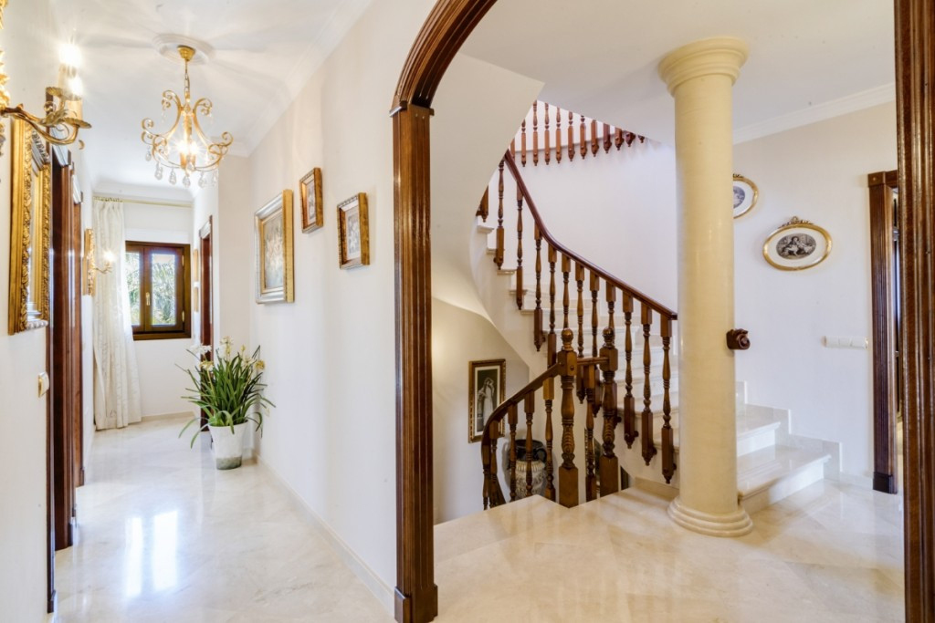 Huis te koop in Alhaurín el Grande | 6 slaapkamers H5056330