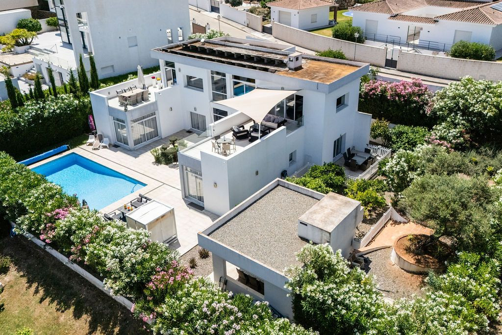 House te koop in Alhaurín el Grande | 5 slaapkamers H5065435