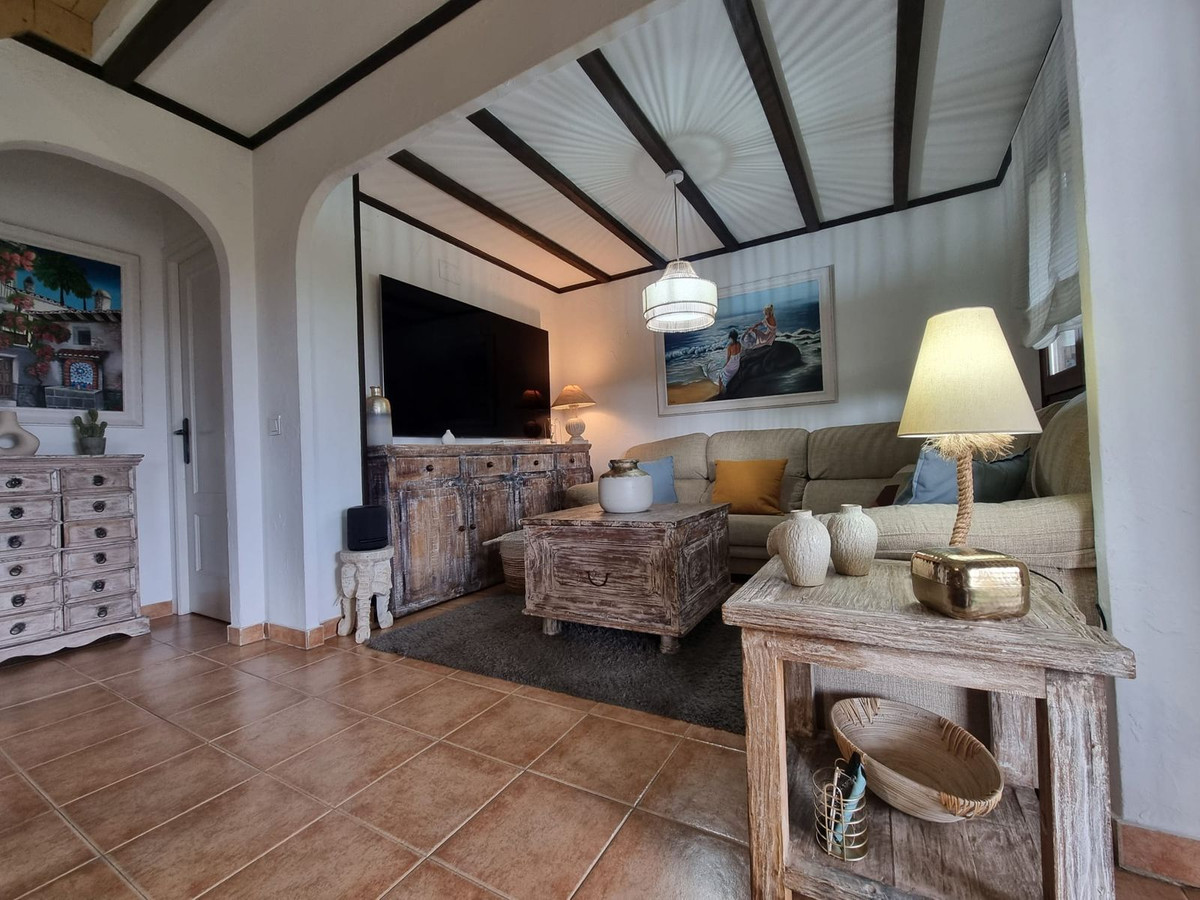 House for sale in Alhaurín el Grande | 9 bedrooms H5111359