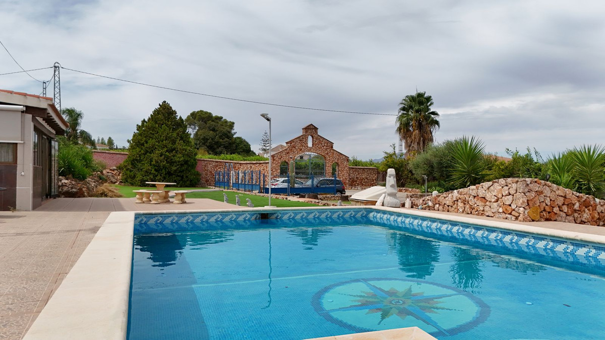 Huis te koop in Alhaurín el Grande | 6 slaapkamers H5152030